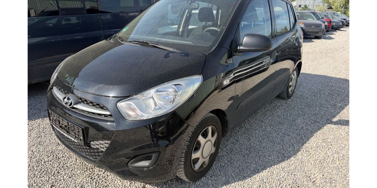 Hyundai i10 93.000 km 2.650 &euro; München 81829
