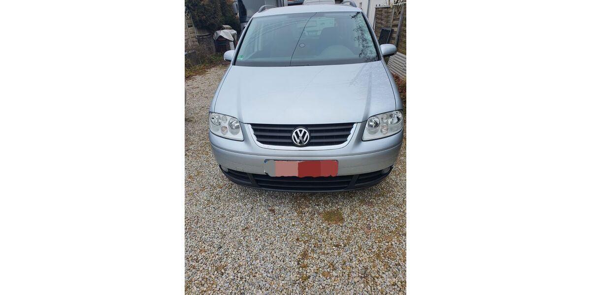 VW Touran 133.873 km 4.900 &euro; Haar 85540
