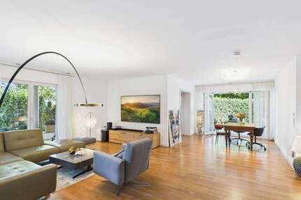 Haus zum Kaufen in München 2.850.000 € 203.7 m² 5 zimmer