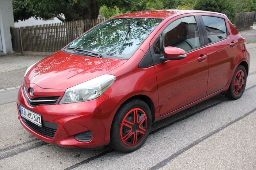 Toyota Yaris 217.000 km 4.900 € Wörth 85457