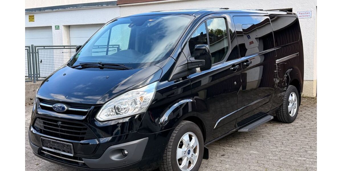 Ford Tourneo Custom 180.000 km 14.900 &euro; München 81827