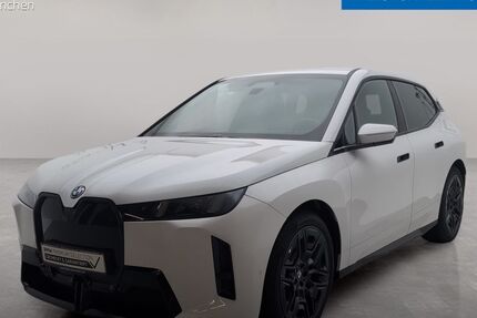 BMW iX 22.916 km 71.995 &euro; München 80939