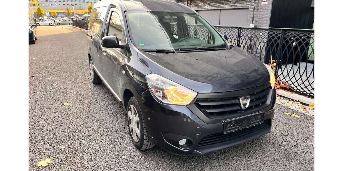 Dacia Dokker 159.723 km 4.899 &euro; München 81673