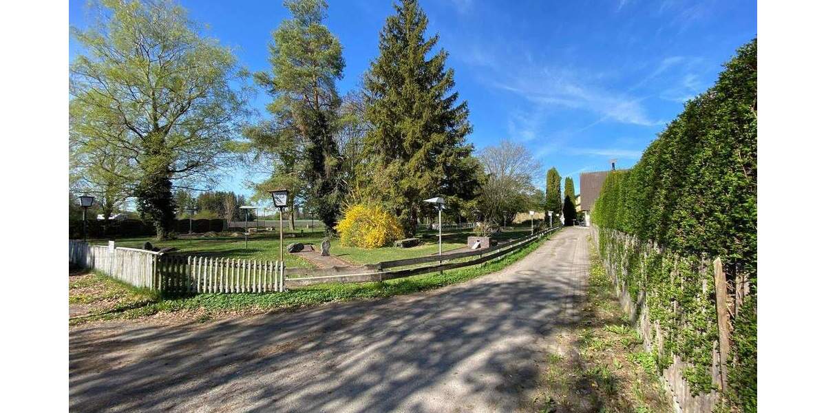 Exklusives Wohnen am Olchinger See - Zwei Häuser auf ca. 4.000 m² Grundstück & traumhaftem Seeblick! 8 zimmer