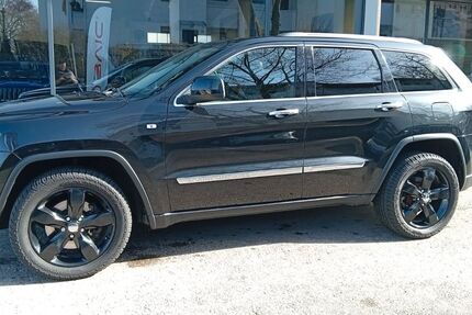Jeep Grand Cherokee 171.234 km 16.799 &euro; Gröbenzell 82194