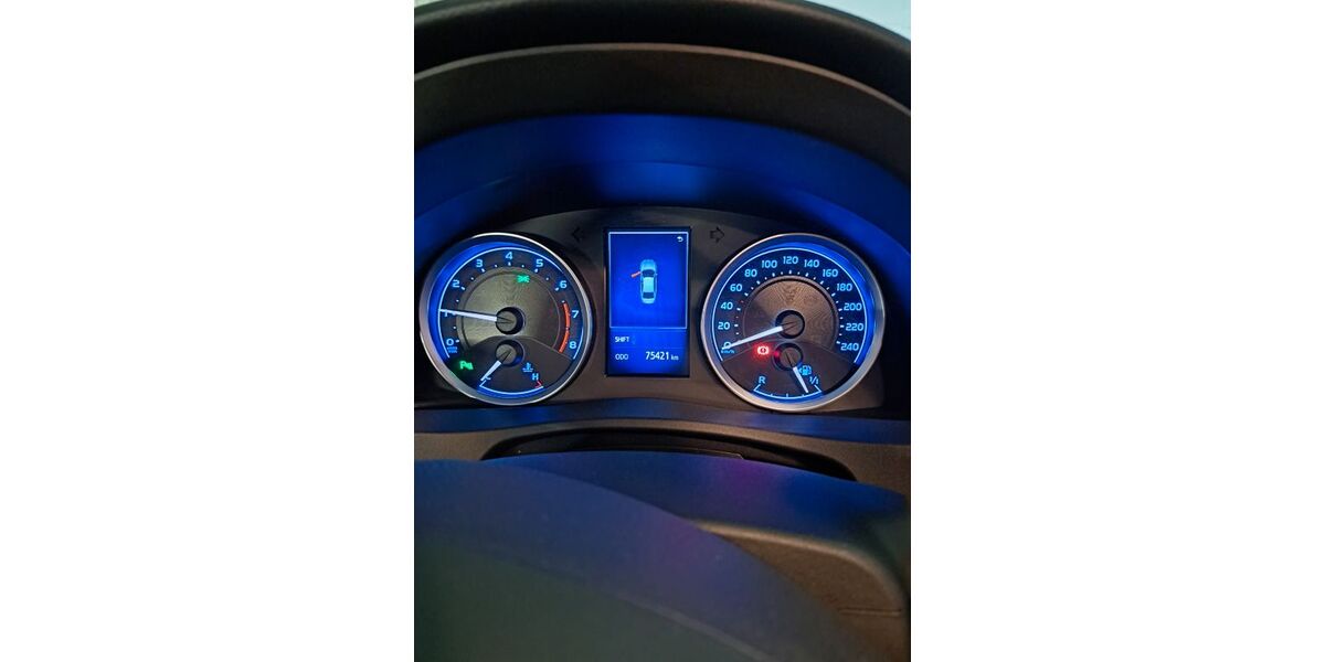 Toyota Corolla 77.000 km 14.300 &euro; Ottobrunn 85521