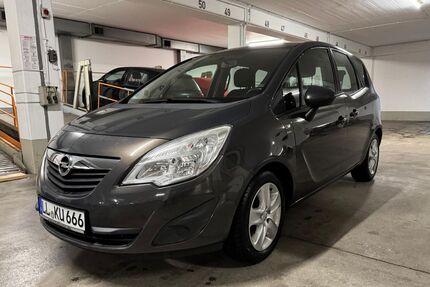 Opel Meriva 98.440 km 4.900 &euro; München 80686