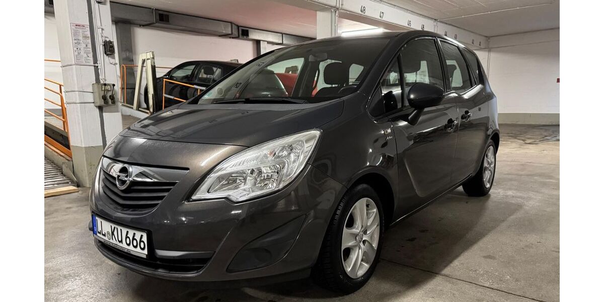 Opel Meriva 98.440 km 4.900 &euro; München 80686