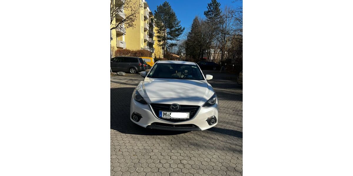 Mazda 3 105.000 km 9.999 &euro; München 81377