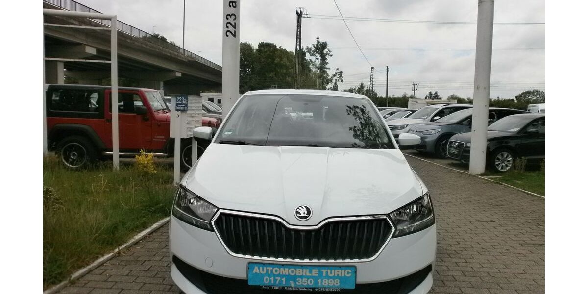 Skoda Fabia 93.000 km 5.990 &euro; München OT Trudering-Riem 81825