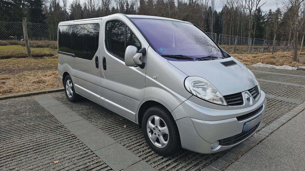 Renault Trafic 202.100 km 12.600 &euro; München 81477