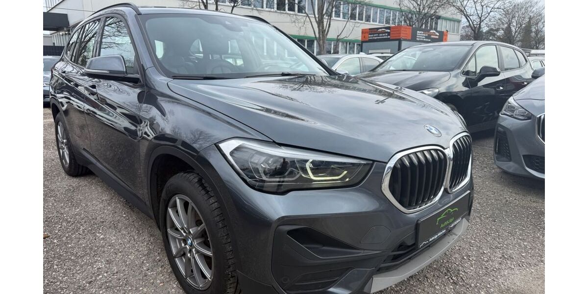 BMW X1 142.000 km 16.990 &euro; München 81243