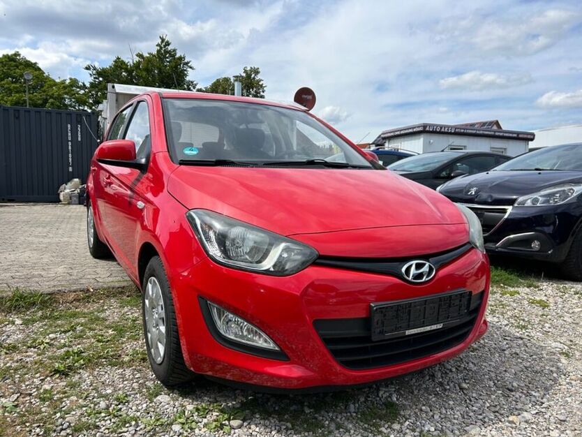 i20