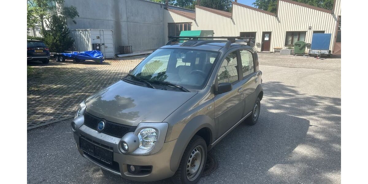 Fiat Panda 109.300 km 4.490 &euro; München 81929
