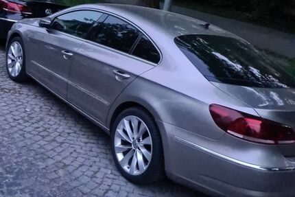 VW CC 213.000 km 10.800 &euro; München 81477