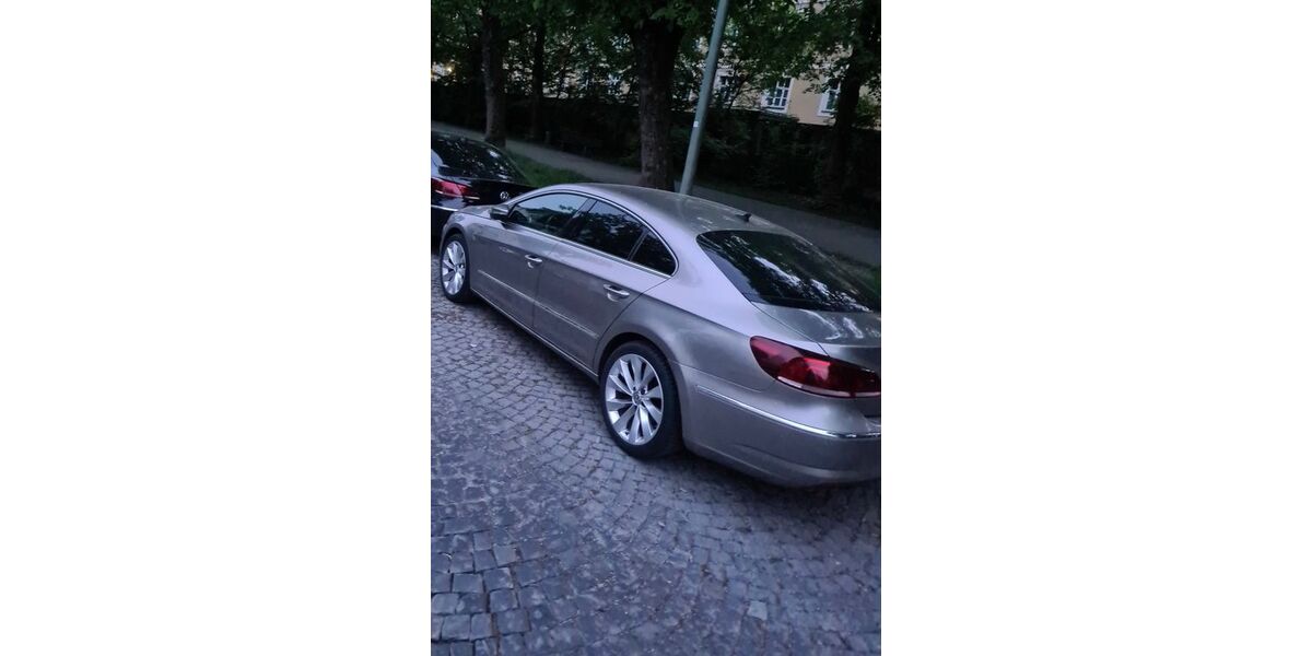 VW CC 213.000 km 10.800 &euro; München 81477