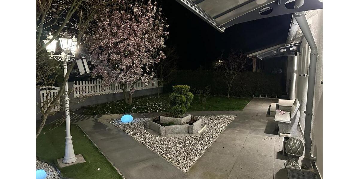 Reihenmittelhaus ab sofort frei , Energieausweis C, Garten 4 zimmer