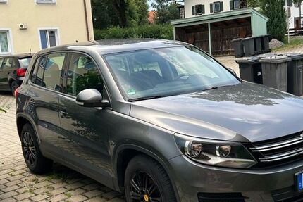 VW Tiguan 120.400 km 9.500 &euro; Holzkirchen 83607