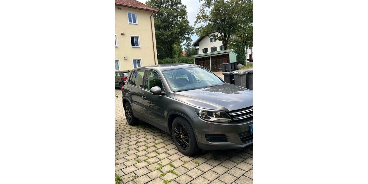 VW Tiguan 120.400 km 9.500 &euro; Holzkirchen 83607