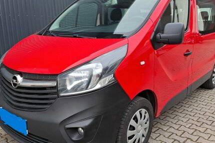Opel Vivaro 187.635 km 11.500 € München 81829