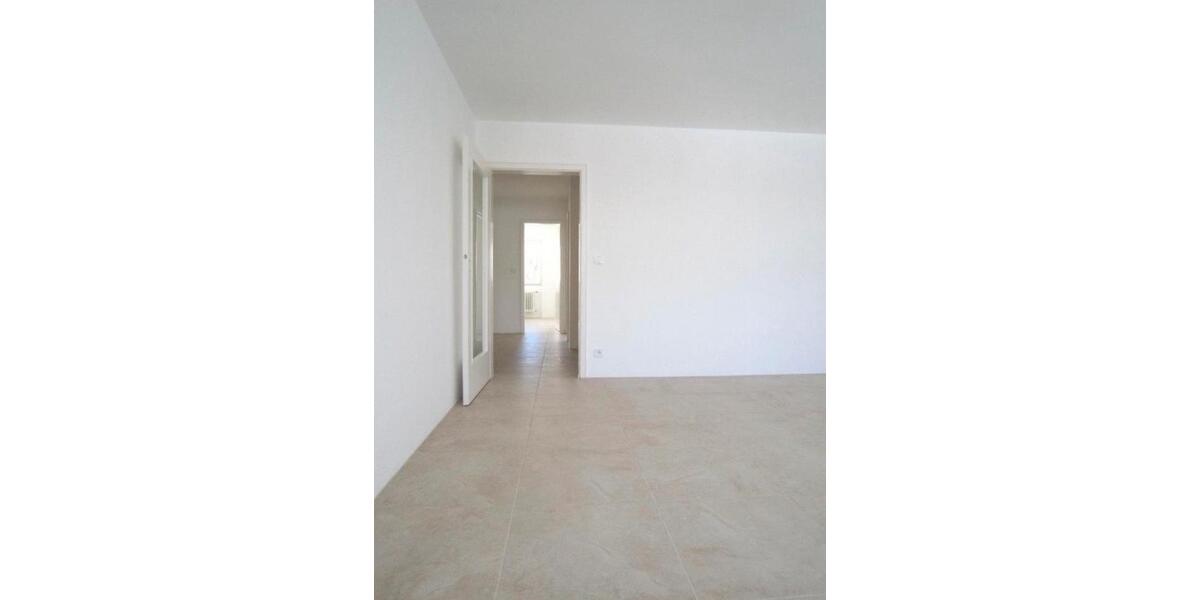 Etagenwohnung München Bogenhausen - 3 Zimmer, 80 m&sup2;, 580.000&euro; | Angebot:26926596