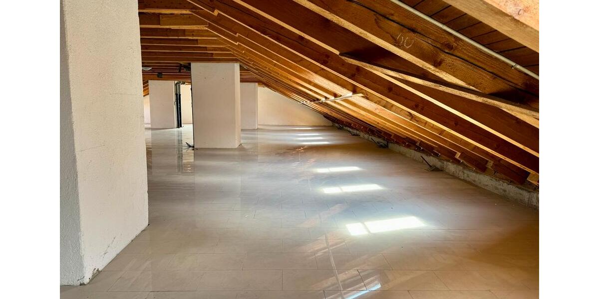 Dachgeschoßwohnung München Schwabing-Freimann - 750.000&euro; | Angebot:27246839