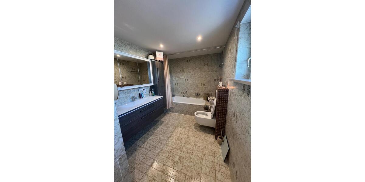 Doppelhaushälfte Weichs - 6 Zimmer, 160 m&sup2;, 2.800&euro; | Angebot:25841108