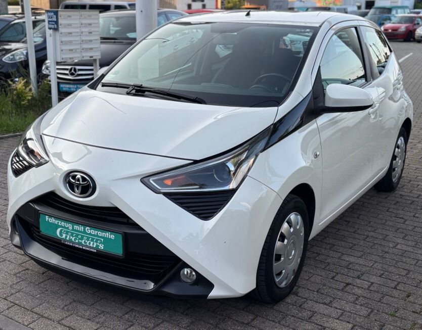 Aygo (X)