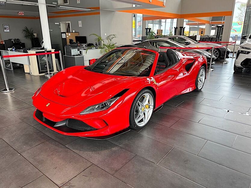 F8