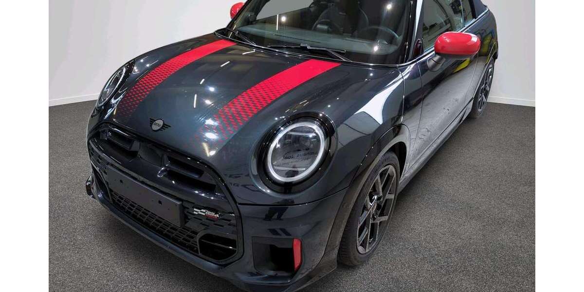 Mini John Cooper Works Cabrio 3.631 km 42.320 € München 80788