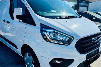 Ford Transit Custom 262.000 km 8.990 &euro; München 81825
