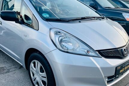 Honda Jazz 212.000 km 2.990 € München 81825