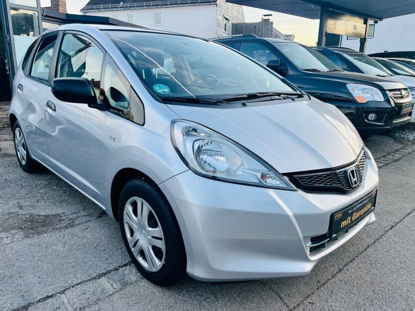 Honda Jazz 212.000 km 2.990 € München 81825