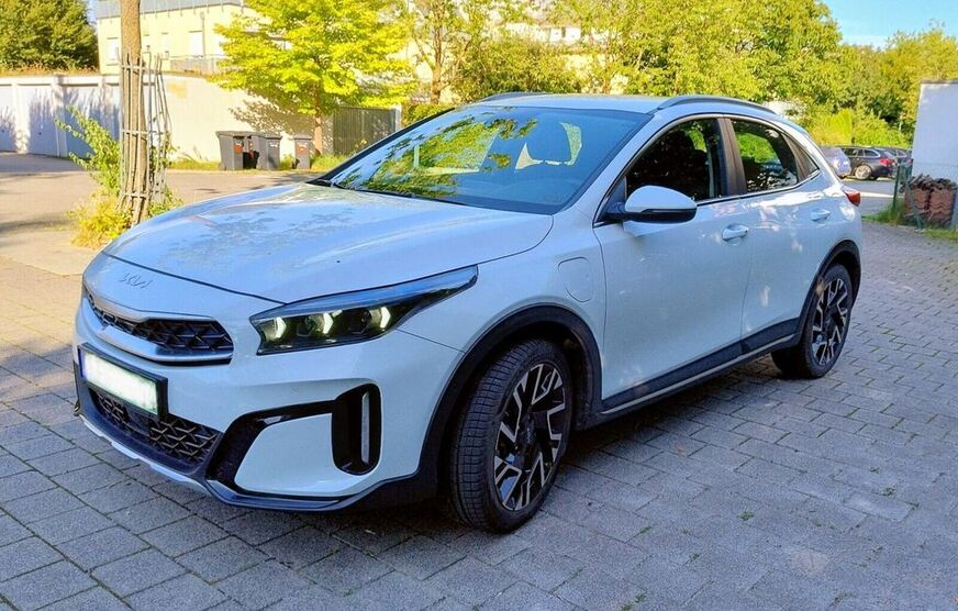Kia XCeed 29.999 km 20.999 € München 81829