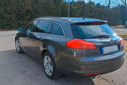 Opel Insignia 219.000 km 3.800 € Gröbenzell 82194