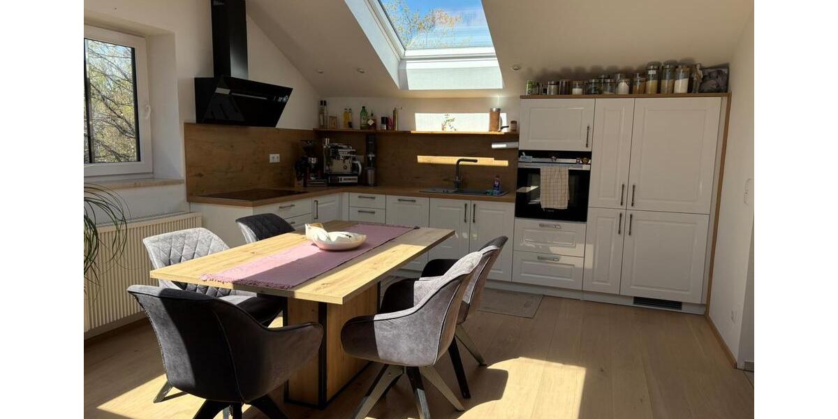 Dachgeschoßwohnung Taufkirchen - 2 Zimmer, 53 m&sup2;, 1.300&euro; | Angebot:26409762