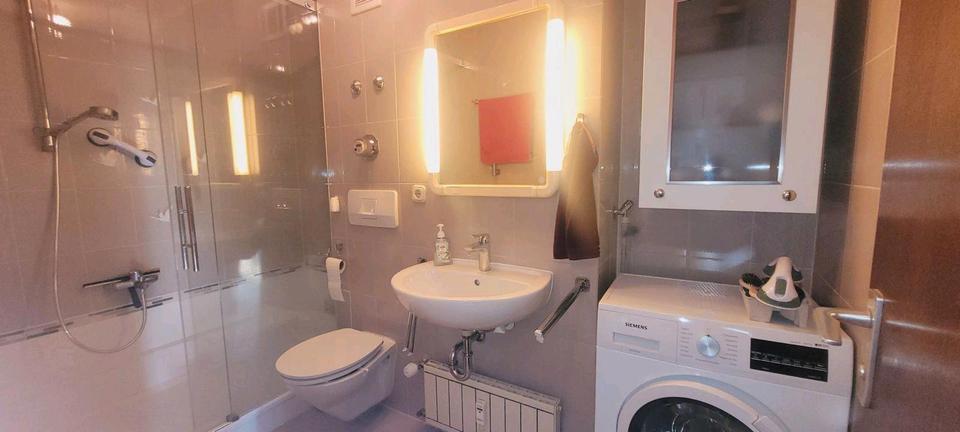 Erdgeschoßwohnung München Bogenhausen - 2 Zimmer, 68 m&sup2;, 555.000&euro; | Angebot:26366382