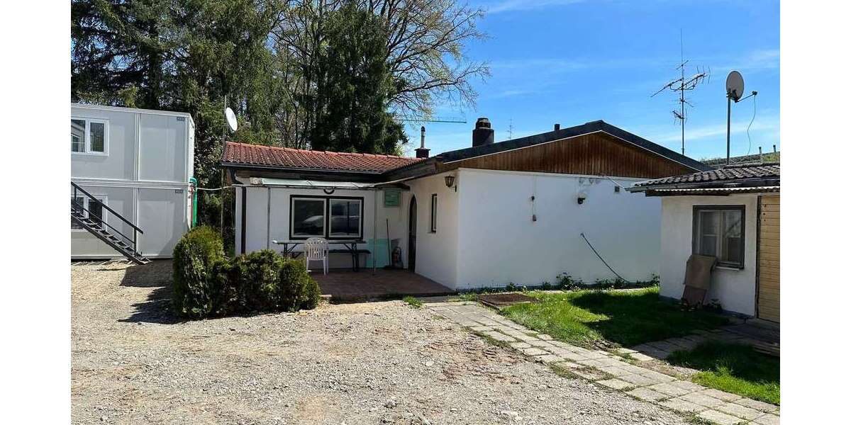 Einfamilienhaus Höhenkirchen - 8 Zimmer, 200 m&sup2;, 2.200&euro; | Angebot:27080785