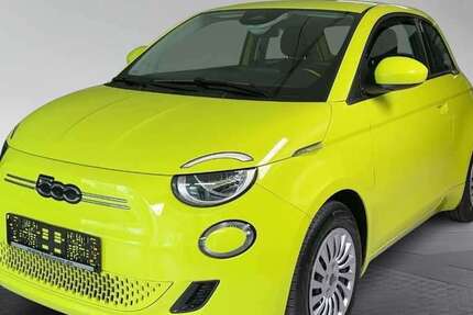 Fiat 500e 10.700 km 15.890 &euro; München 80339