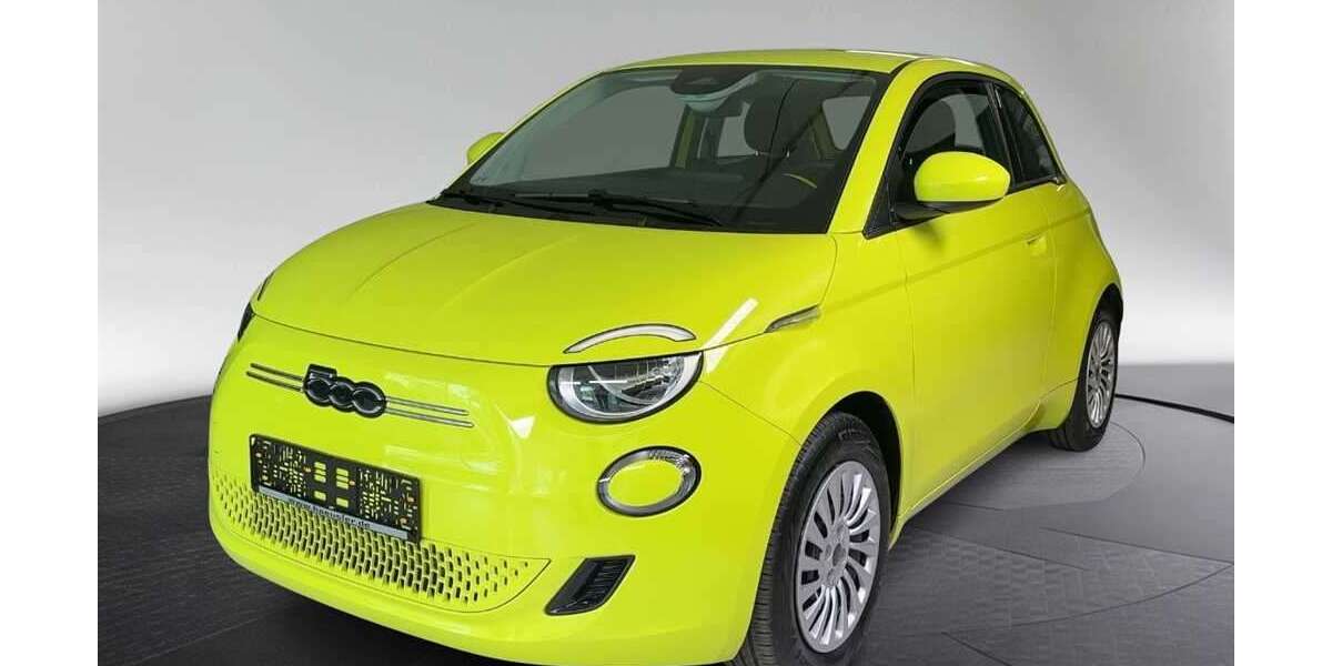 Fiat 500e 10.700 km 15.890 &euro; München 80339