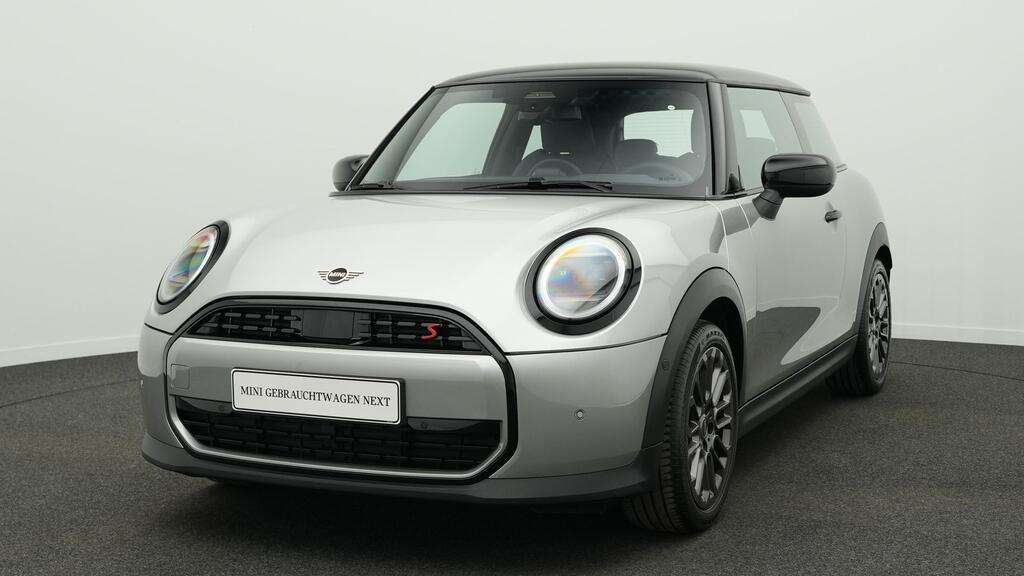 Mini Cooper S 9.006 km 28.754 &euro; München 80788