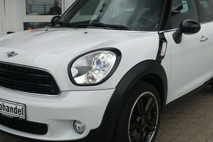 Mini Countryman D (Cooper) 157.996 km 9.890 &euro; München 80687