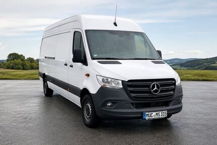 Mercedes-Benz Sprinter 25.658 km 35.900 &euro; München 81927