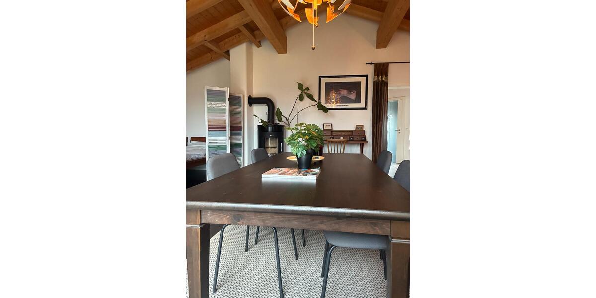 Etagenwohnung Pliening - 3 Zimmer, 120 m&sup2;, 1.800&euro; | Angebot:25870358