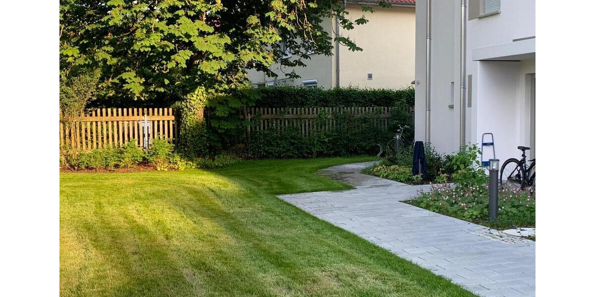 Charmantes Townhouse mit großem Garten in München-Trudering 2.5 zimmer