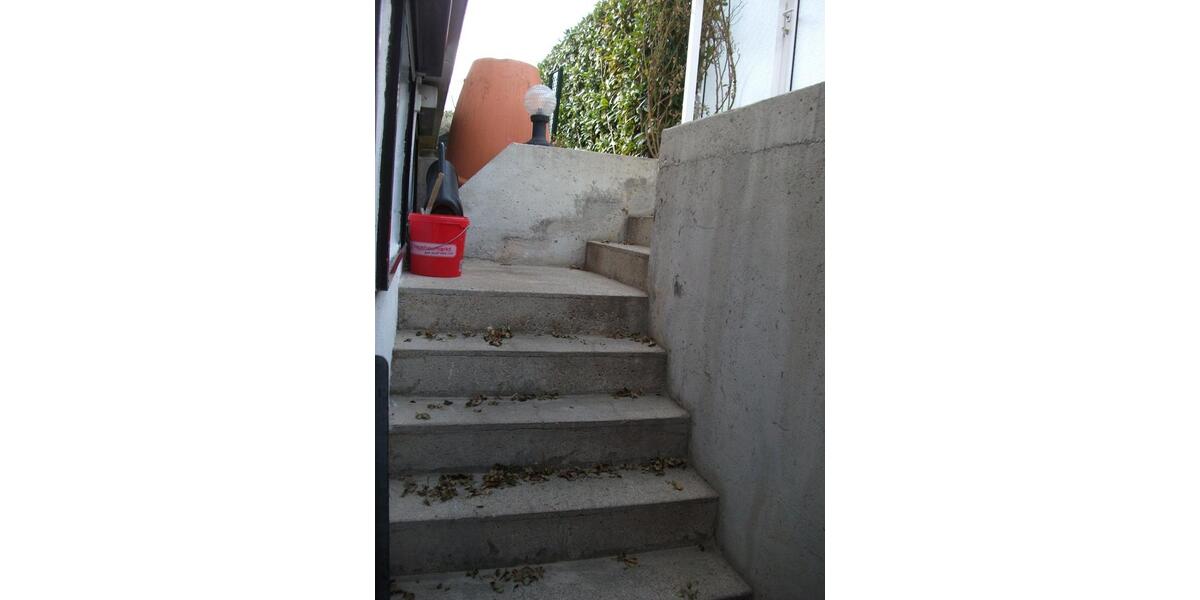 Etagenwohnung Unterhaching - 1 Zimmer, 65 m&sup2;, 1.200&euro; | Angebot:25650955