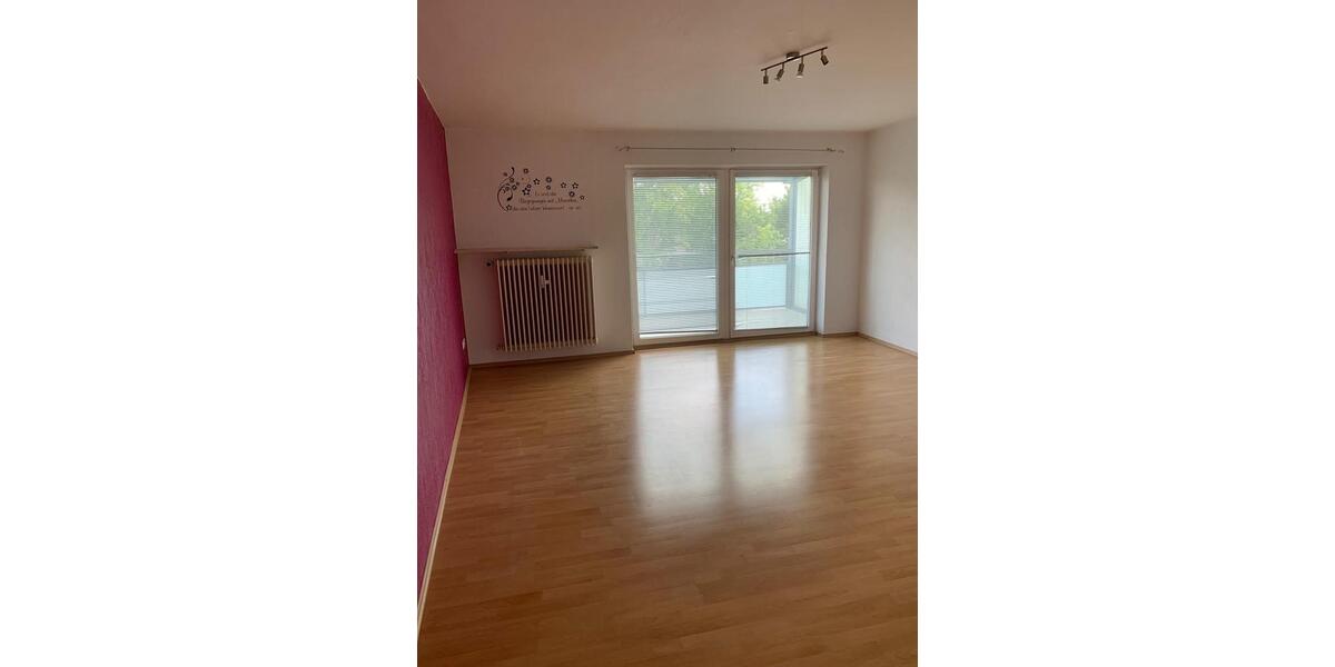 Etagenwohnung Dachau - 2 Zimmer, 65 m&sup2;, 1.490&euro; | Angebot:26050524