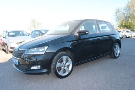 Skoda Fabia 83.147 km 9.990 &euro; Holzkirchen bei München 83607