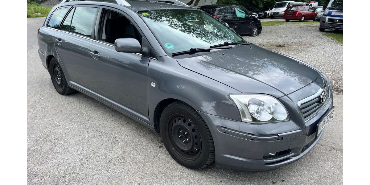 Toyota Avensis 233.133 km 1.444 &euro; München 81929