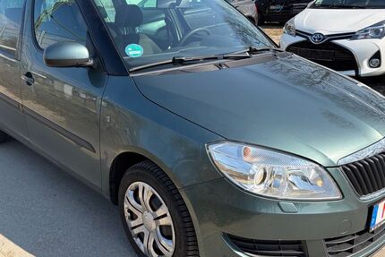 Skoda Roomster 262.222 km 1.999 &euro; München 81929